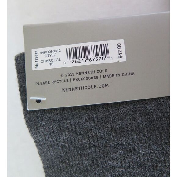 Kenneth Cole 44KD050013 Men's Charcoal Maximum Warmth Scarf & Beanie Hat Set $42 - Picture 10 of 10
